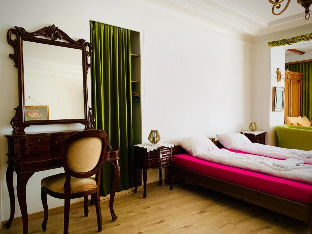 Weisses Roessli Otel Leukerbad Dış mekan fotoğraf