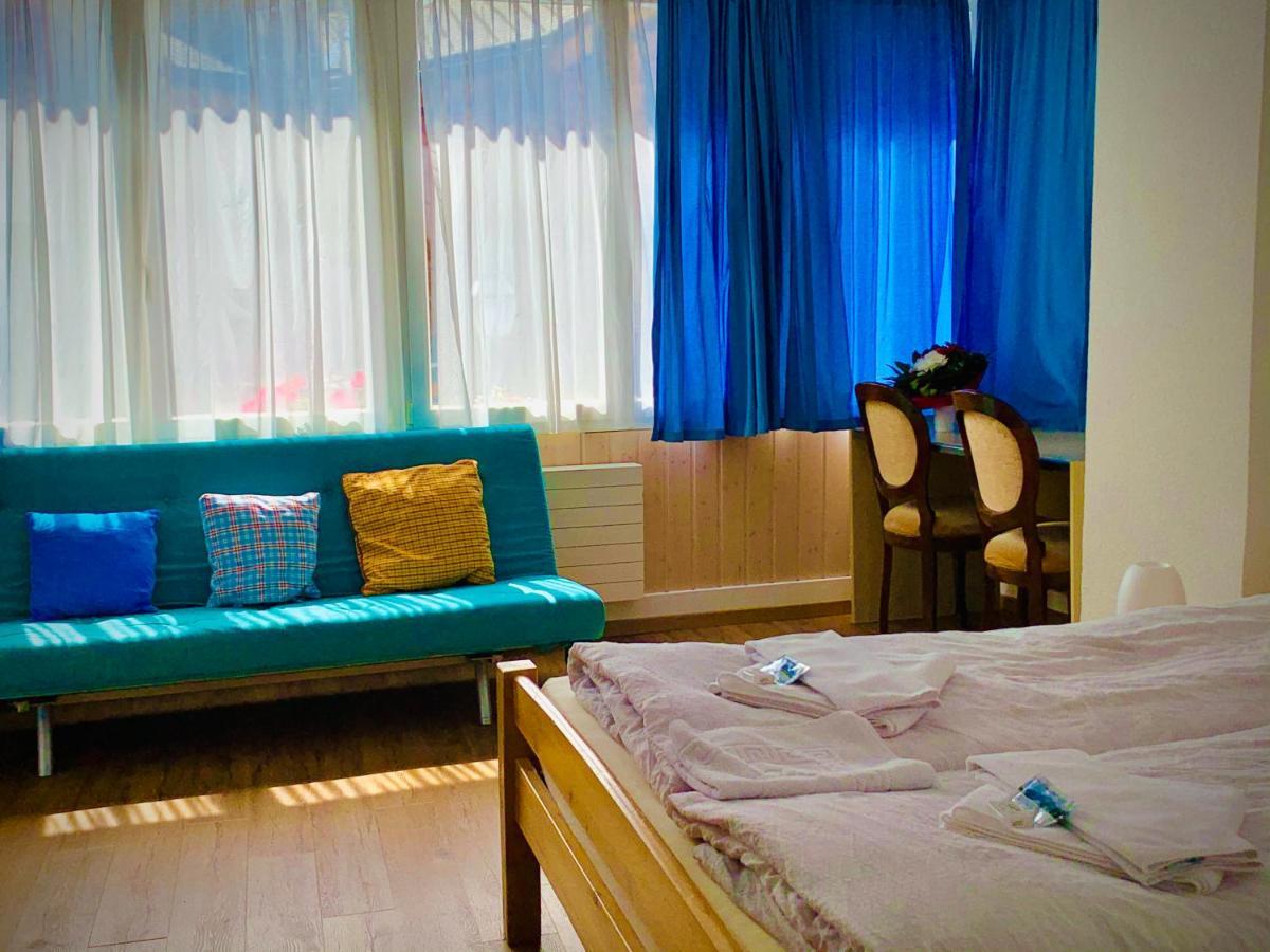 Weisses Roessli Otel Leukerbad Dış mekan fotoğraf