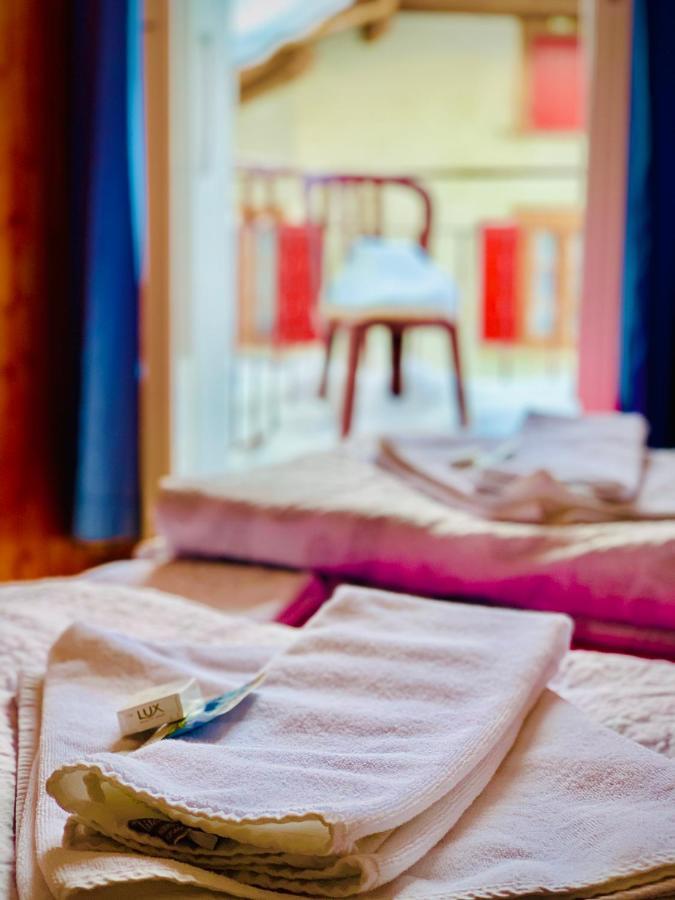 Weisses Roessli Otel Leukerbad Dış mekan fotoğraf