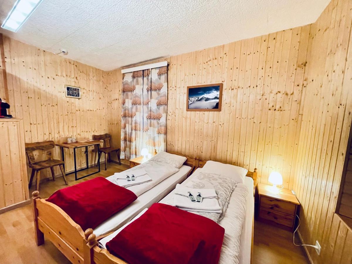 Weisses Roessli Otel Leukerbad Dış mekan fotoğraf
